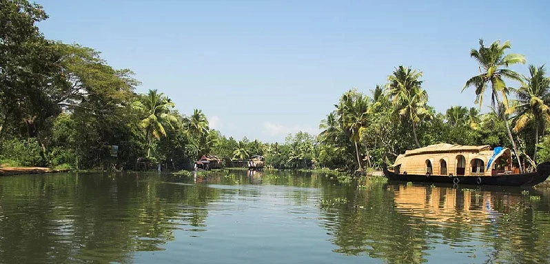 Kerala houseboat